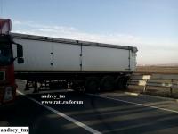 Imagine atasata: Accident TIR Centură Timișoara (7).jpg